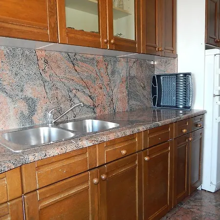 Guest house Kamen Kuca Podstrana