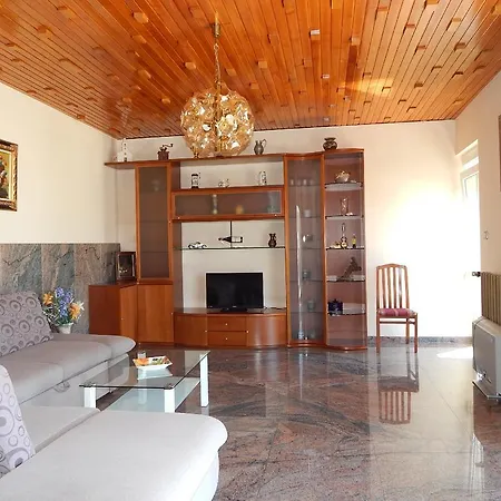 Kamen Kuca Guest house