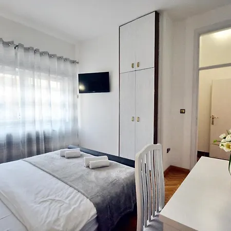 Guest house Kamen Kuca Podstrana