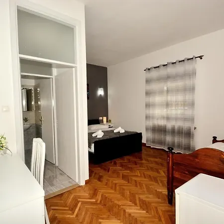 Guest house Kamen Kuca Podstrana