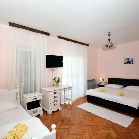 Kamen Kuca Guest house