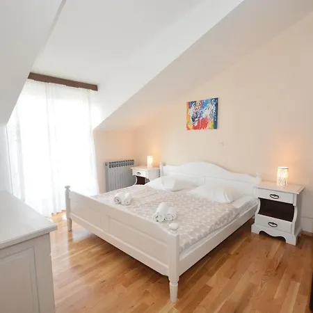 Kamen Kuca Guest house Podstrana