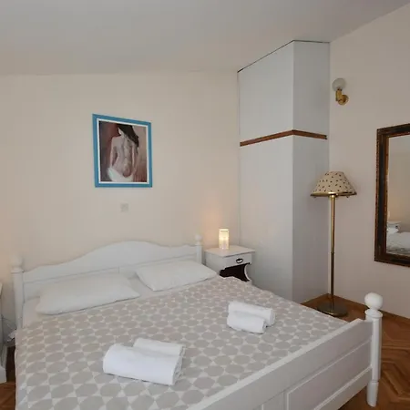 Kamen Kuca Guest house